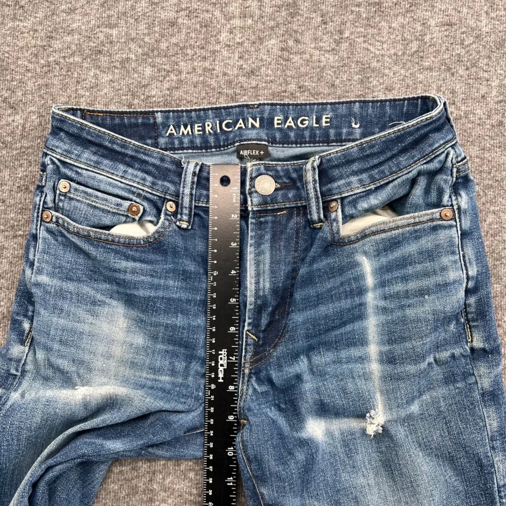 American Eagle Mens Original Straight Airflex+ Medium Wash Blue Denim Jeans